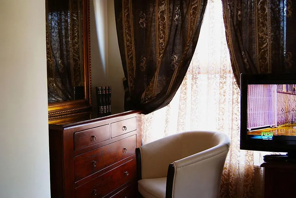 Hotel Ss Residence Unirii Bukarest 3*,